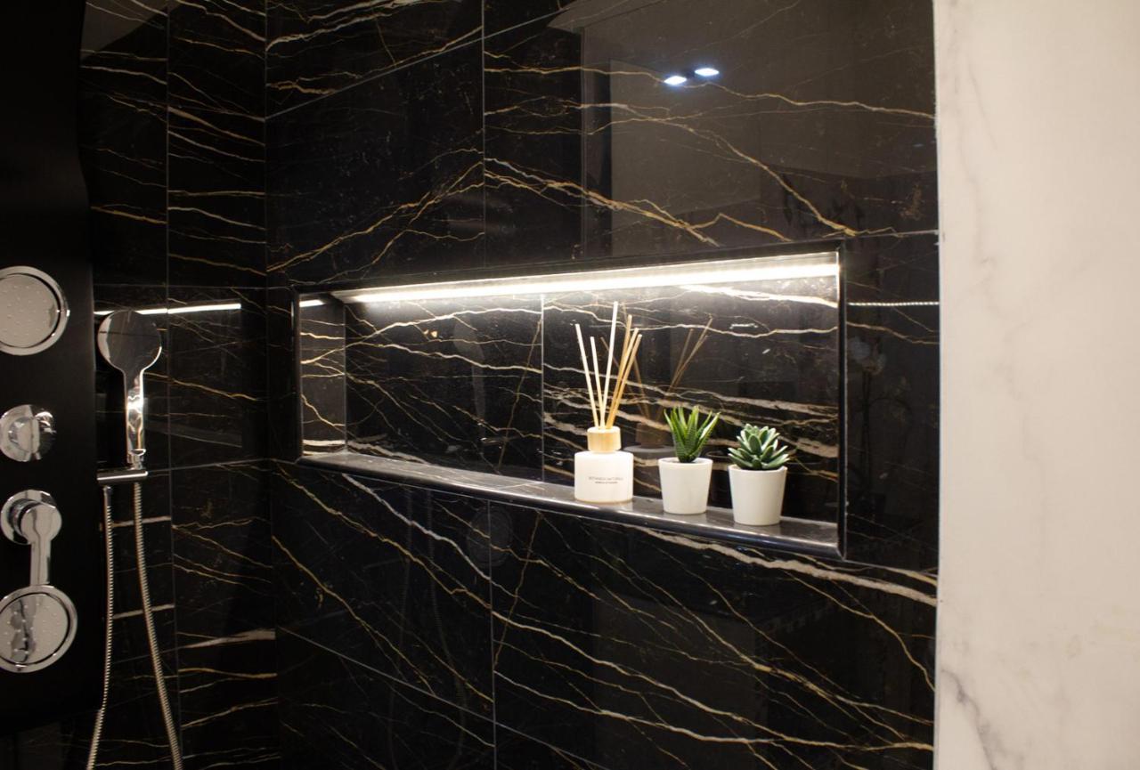 Myhome Taccioli Wellbeing Milano Exteriör bild